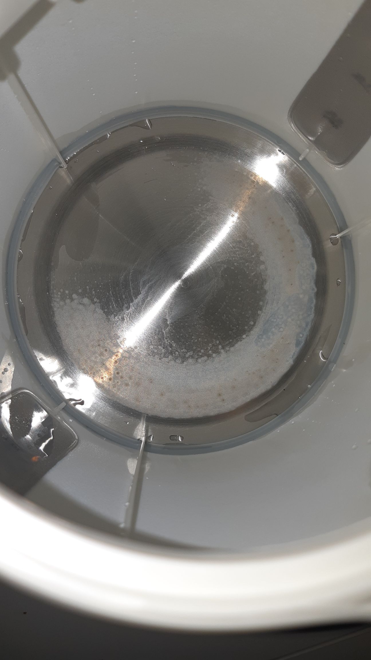 How to Get Rid of Calcium Buildup in Tea Kettle
